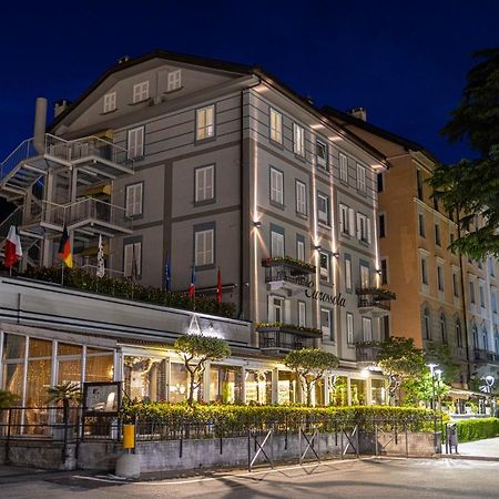 Hotel Ristorante Eurossola โดโมดอสโซลา ภายนอก รูปภาพ